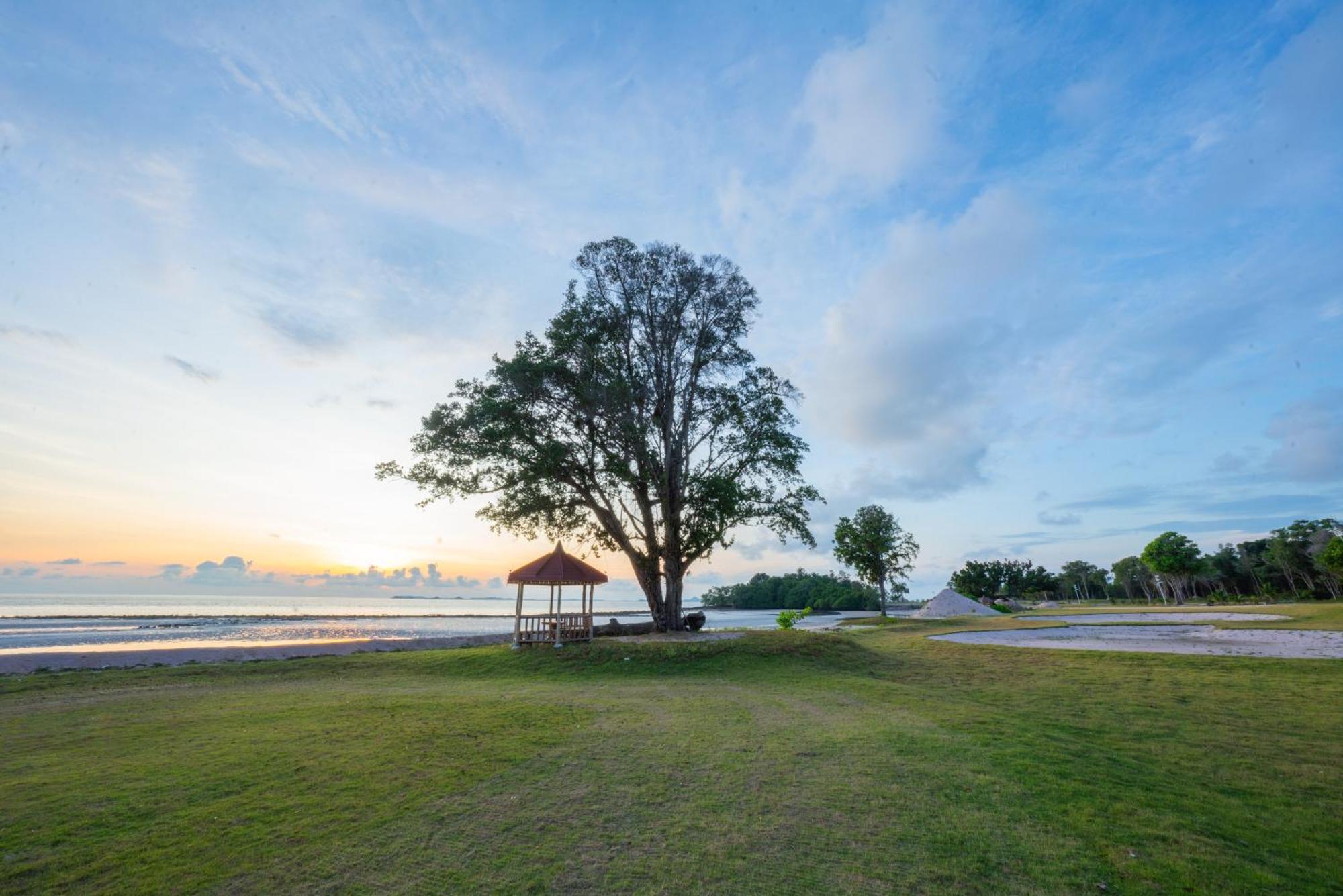 Kepri Coral Resort Galang Island Ngoại thất bức ảnh